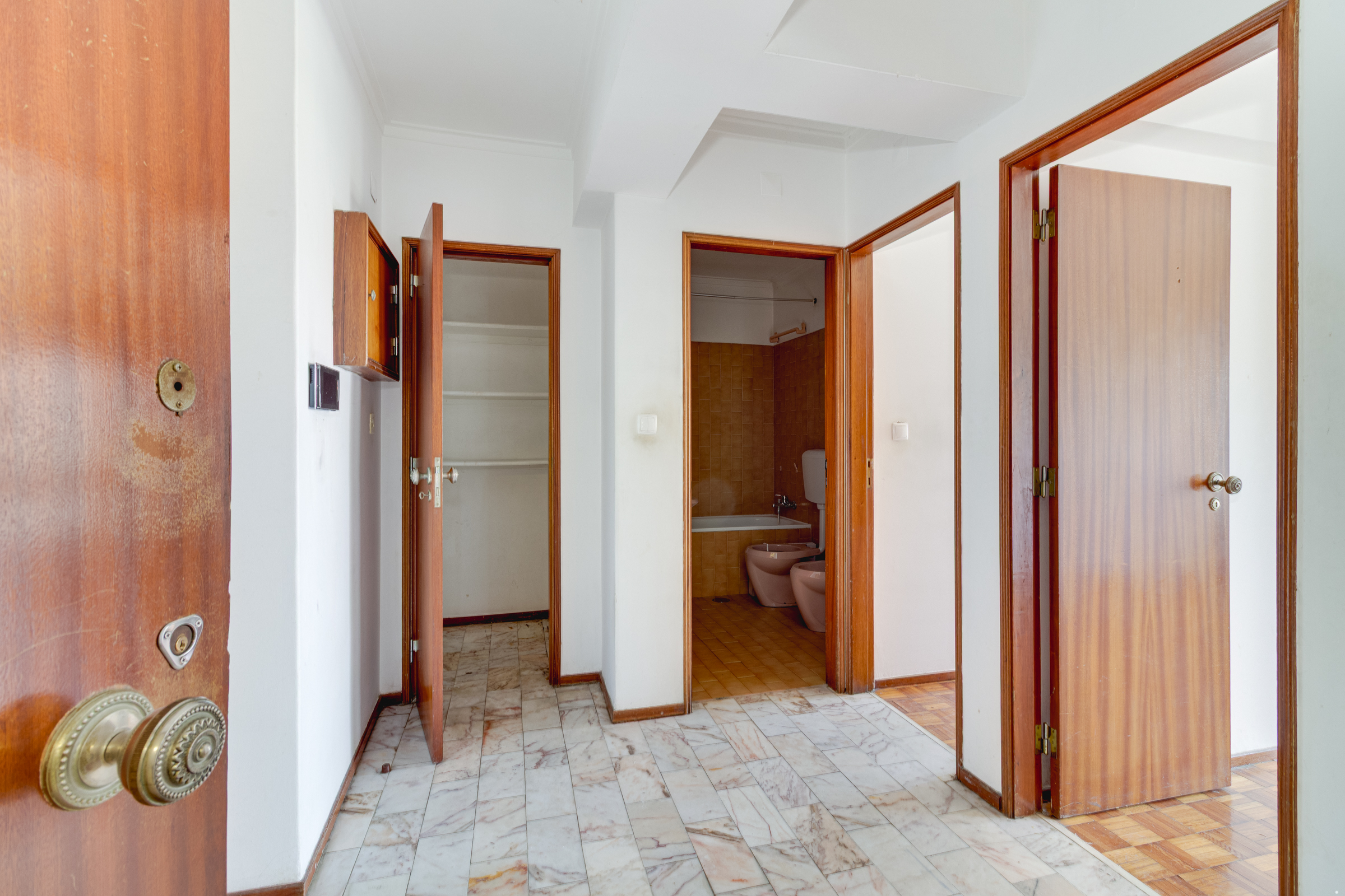 Apartamento T2 para venda | Portela de Sacavém | Lisboa
